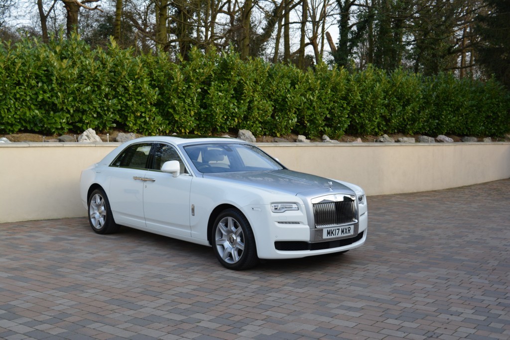 Prom car hire Prom car NRI car hire Graduation car hire Proms