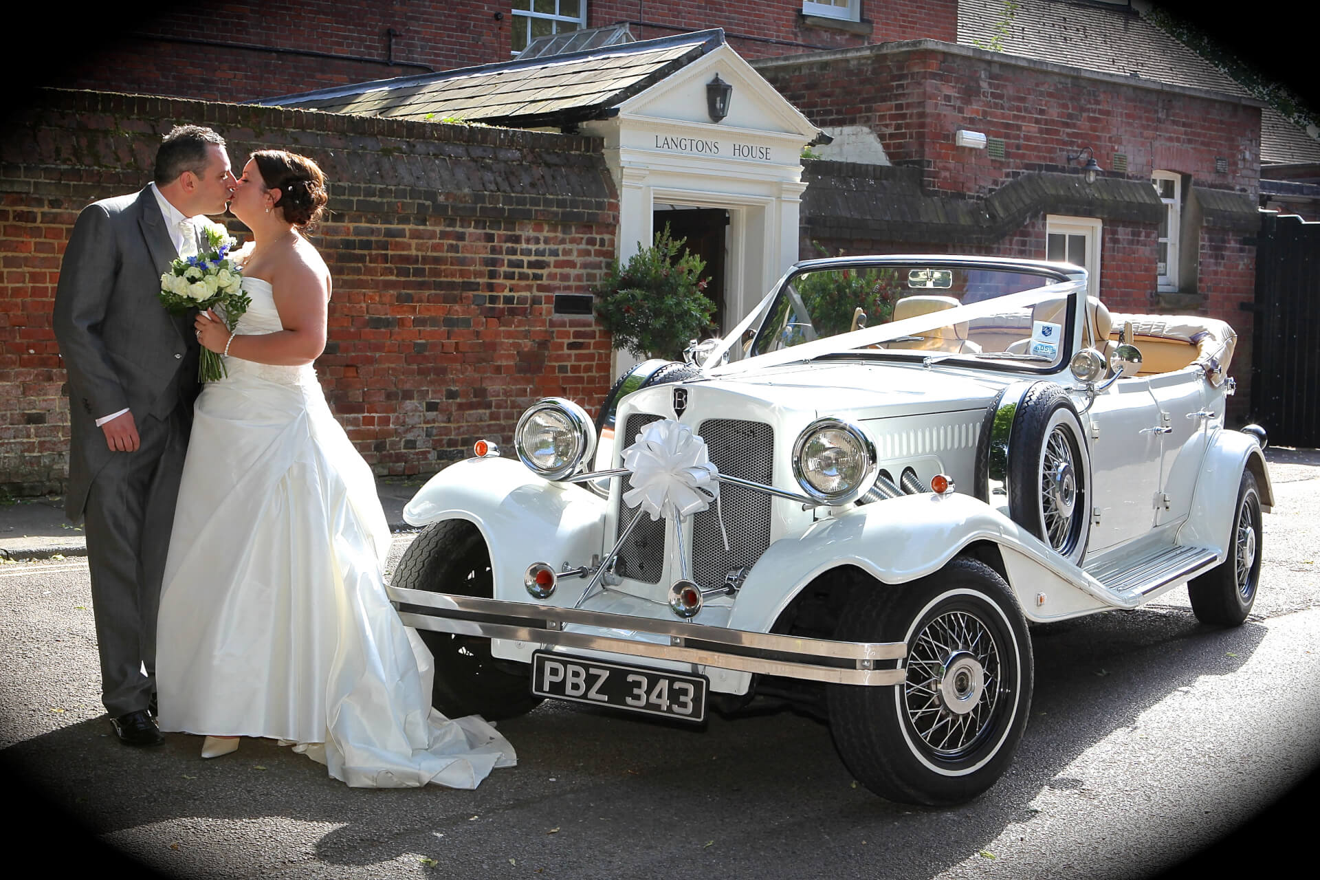 Vintage wedding car Beauford