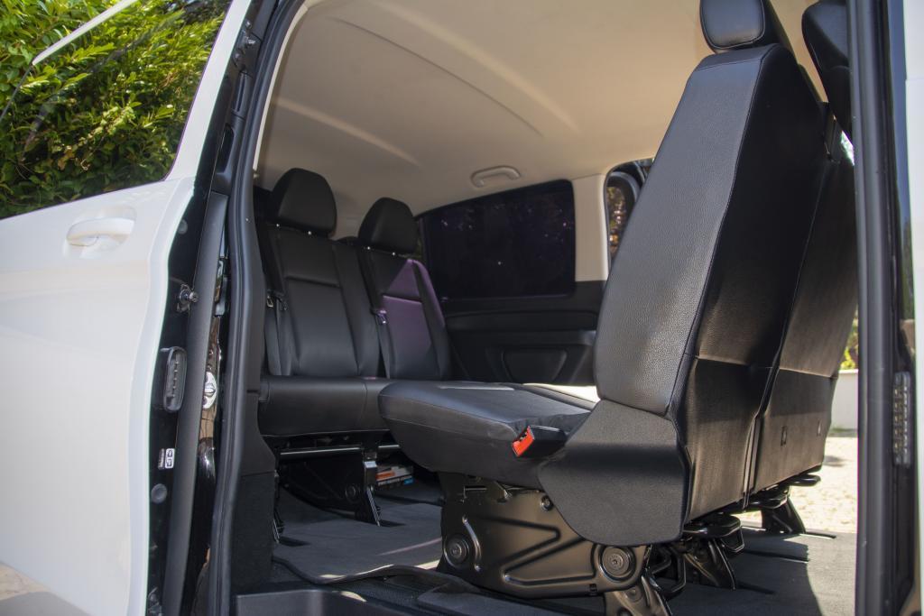 Mercedes Viano rear leather seating