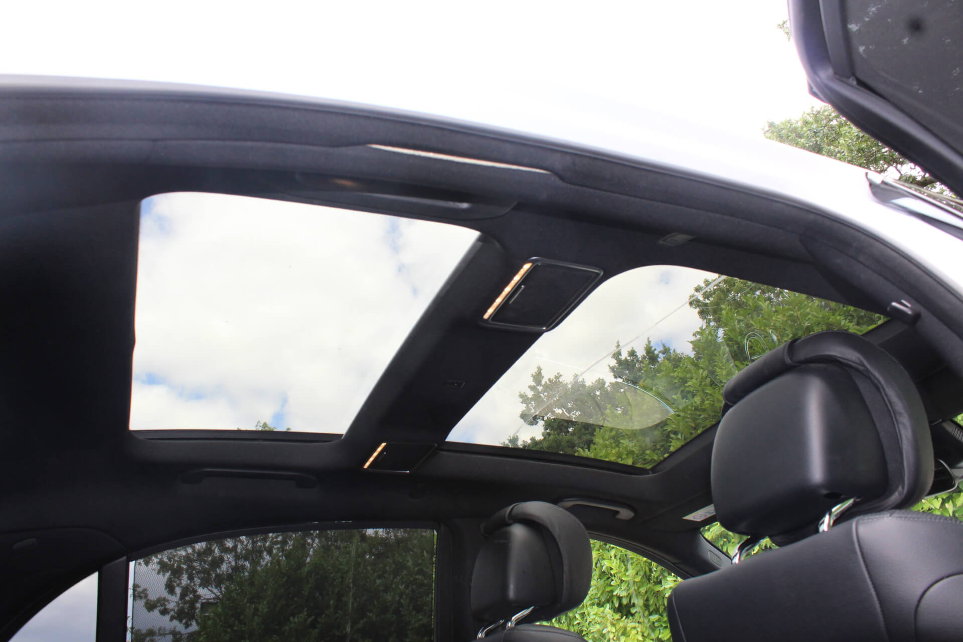 Mercedes S class panoramic sunroof