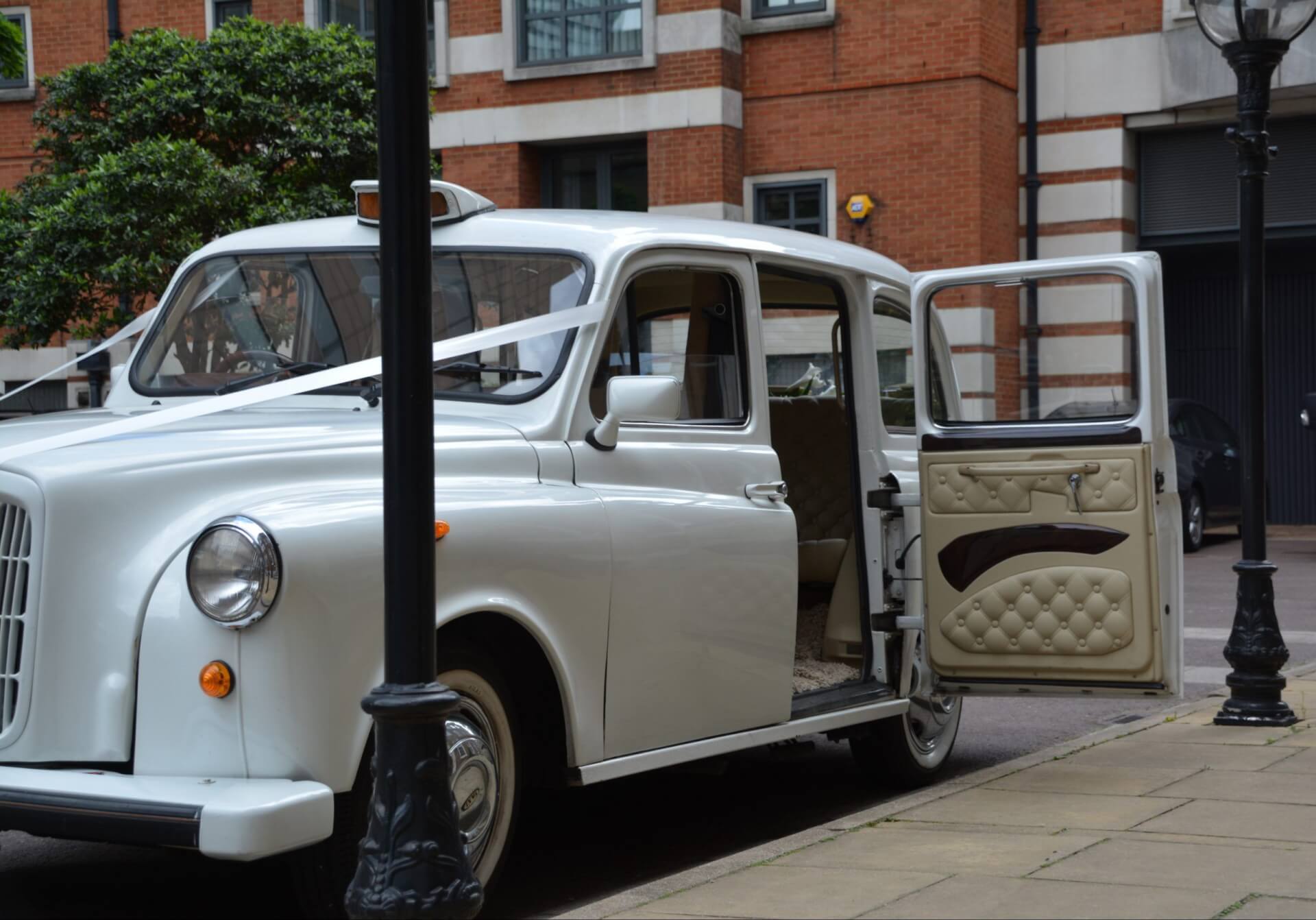 London taxi hire