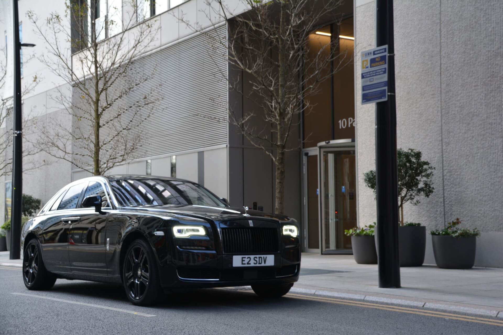 BLACK ROLLS ROYCE GHOST