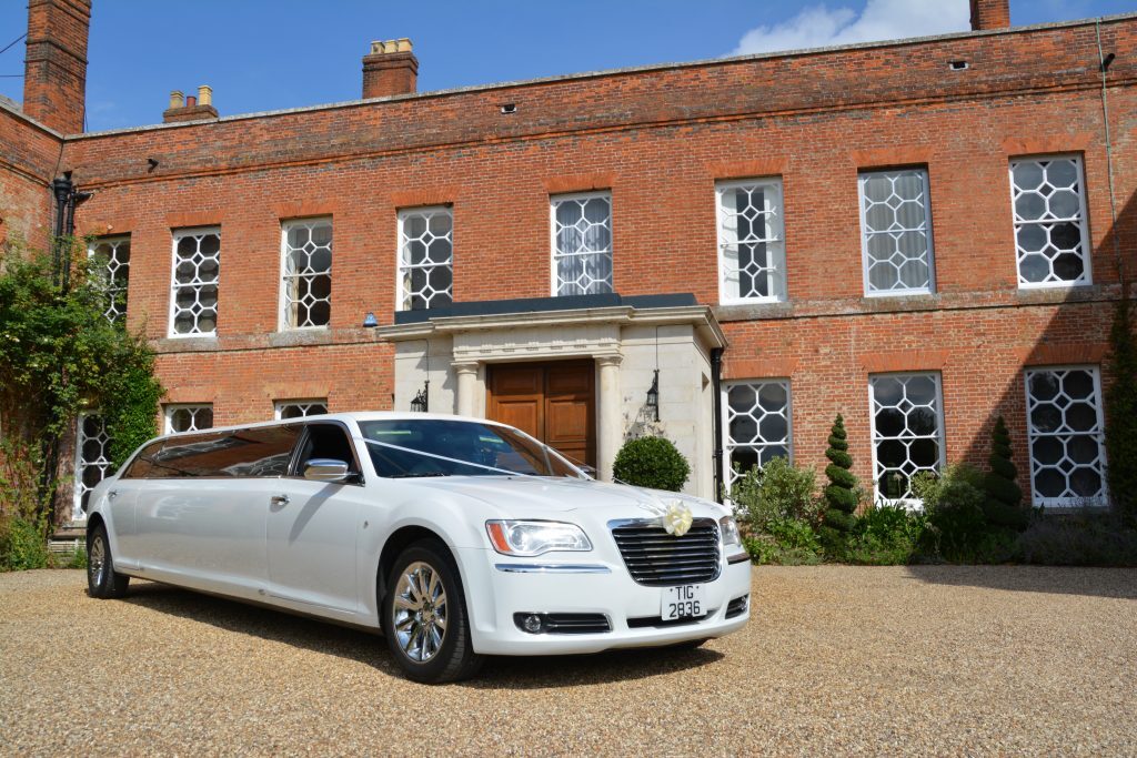 CHRYSLER LIMO HIRE