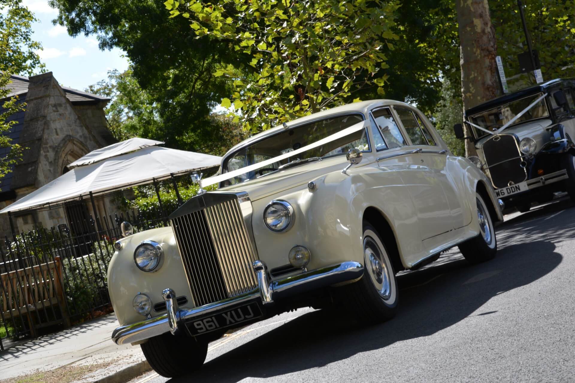 Old Rolls Royce wedding car
