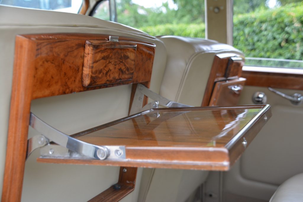 Rolls Royce silver cloud rear picnic tables