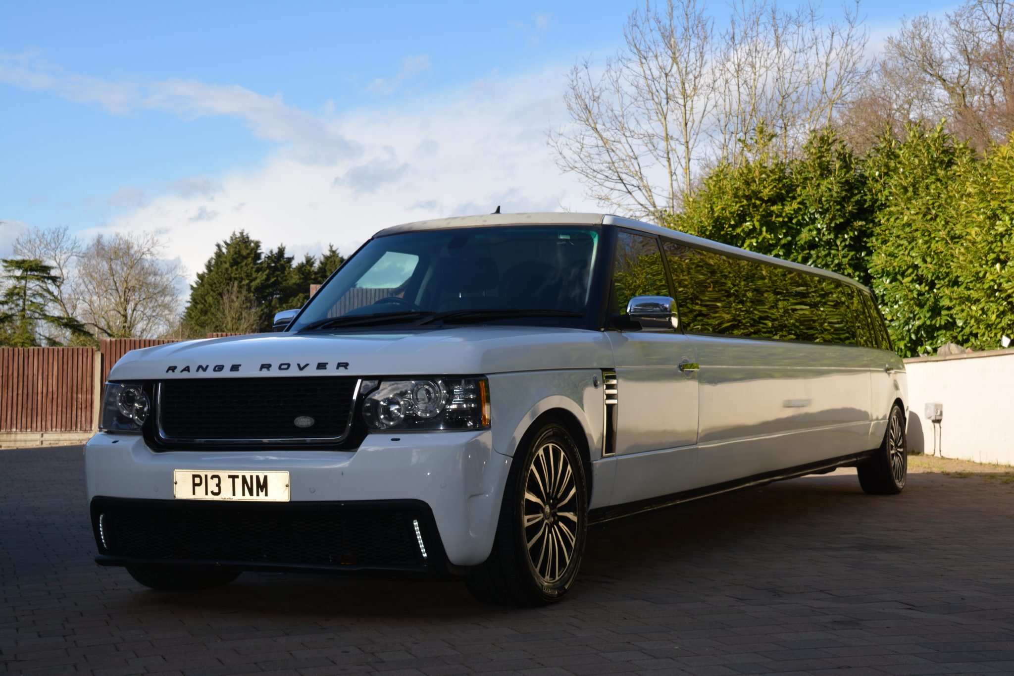 Prom Car Hire Prom car hire essex Graduation car hire