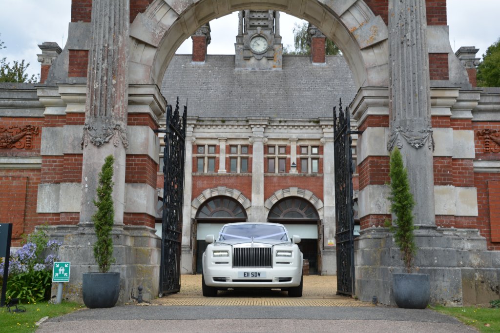 Wedding car hire Loughton