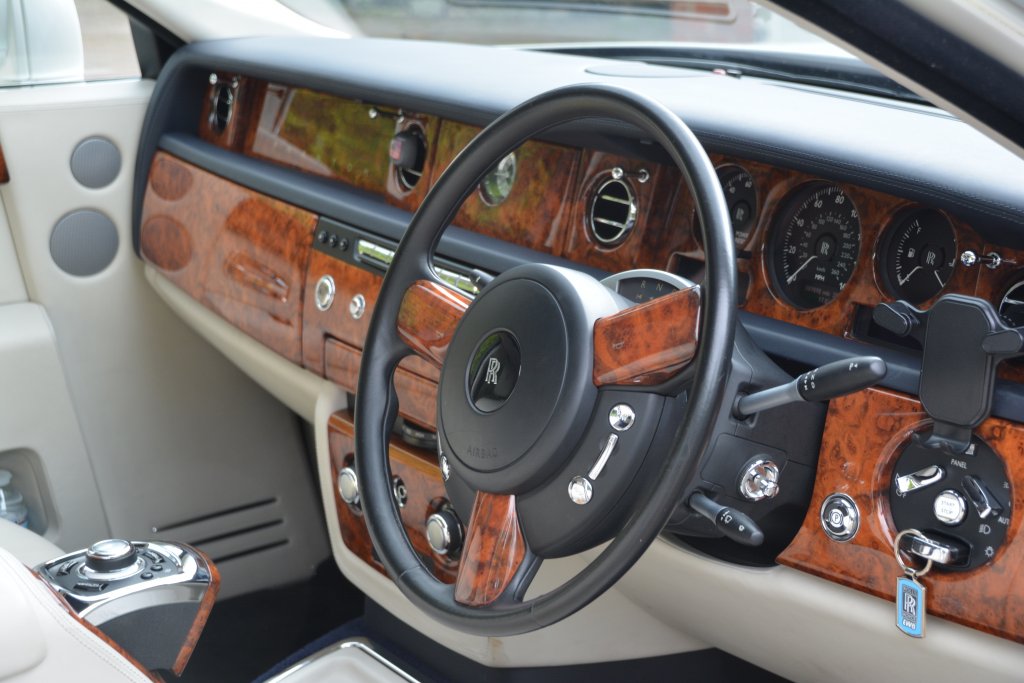 Rolls Royce White interior 
