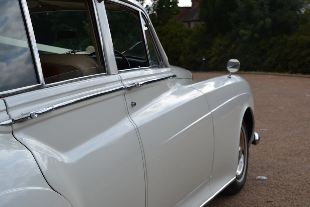 White Vintage wedding car hire