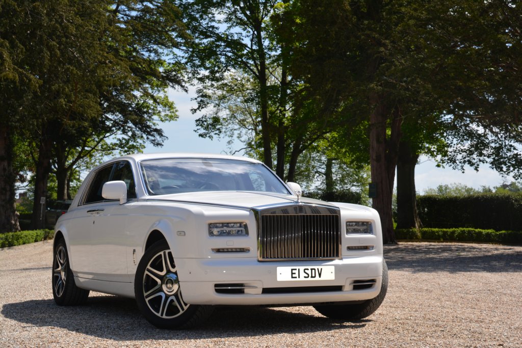 Rent a Rolls Royce with driver