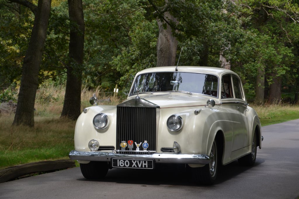 Classic Rolls Royce chauffeur services