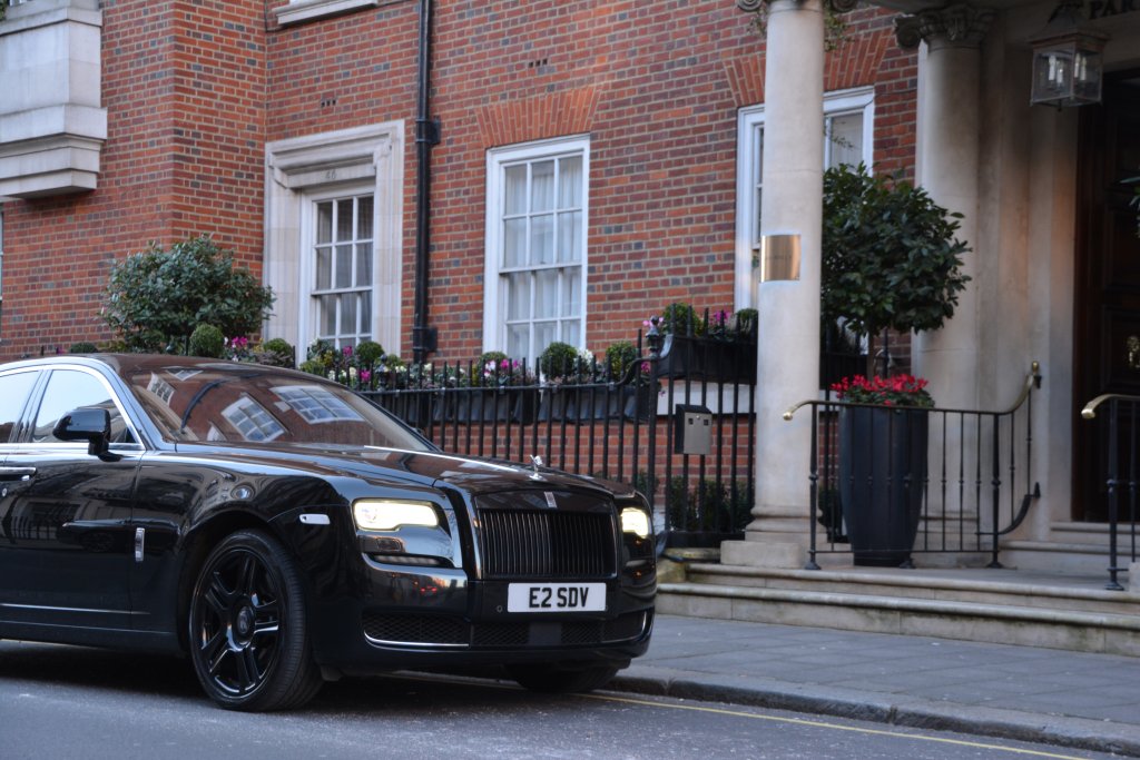 Chauffeur driven Rolls Royce service