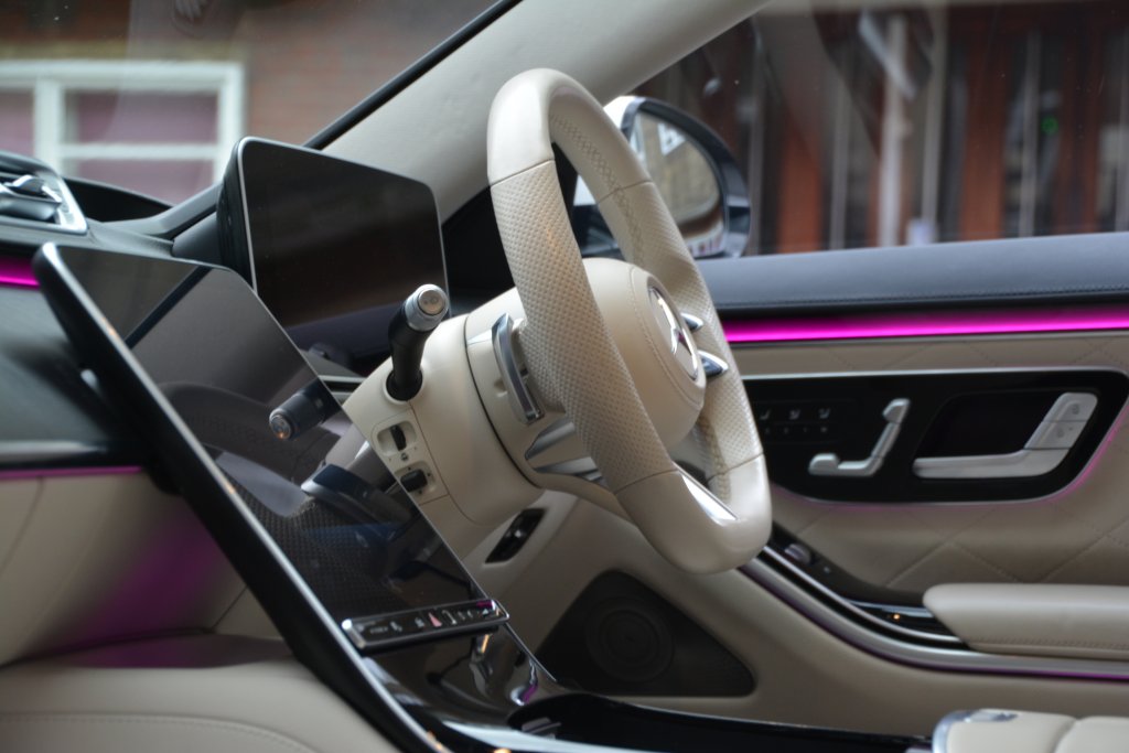 Mercedes Maybach car hire