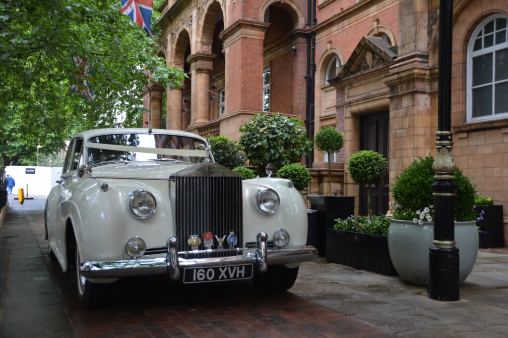 Classic Rolls Royce silver cloud hire Walthamstow