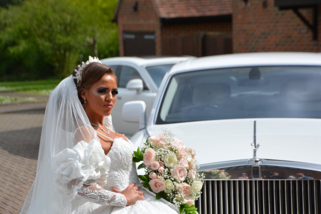 Wedding car hire Mile end