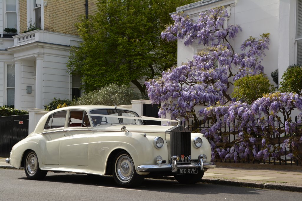 Classic Rolls Royce hire East London Ilford