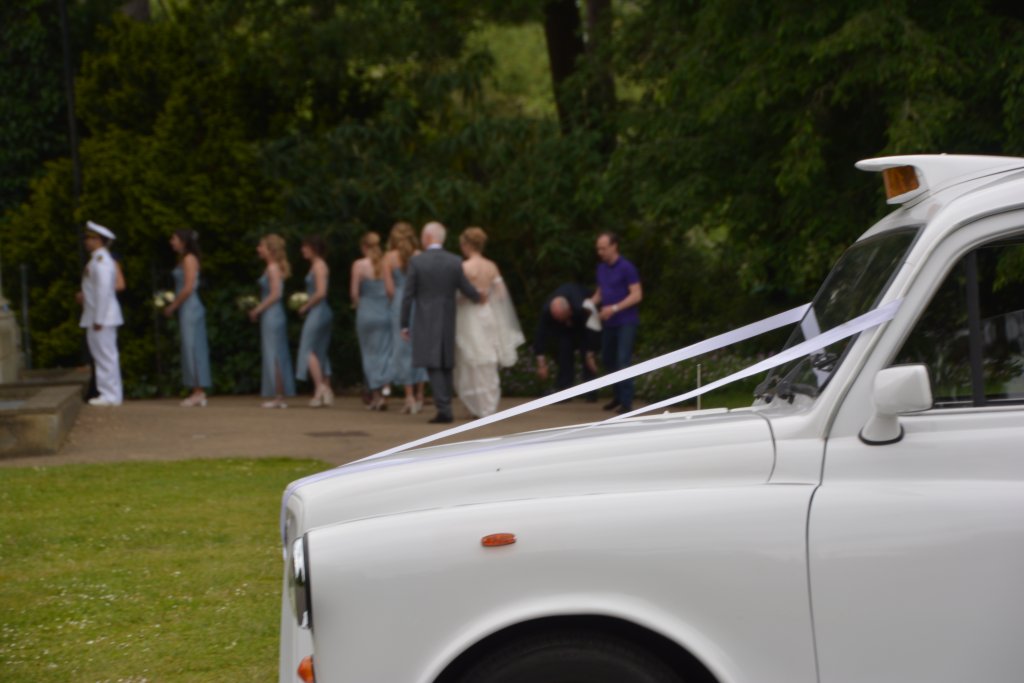 Classic taxi hire Abride