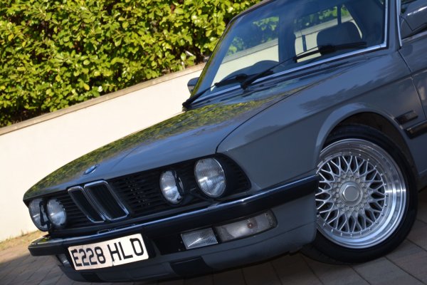 Bmw E28 hire
