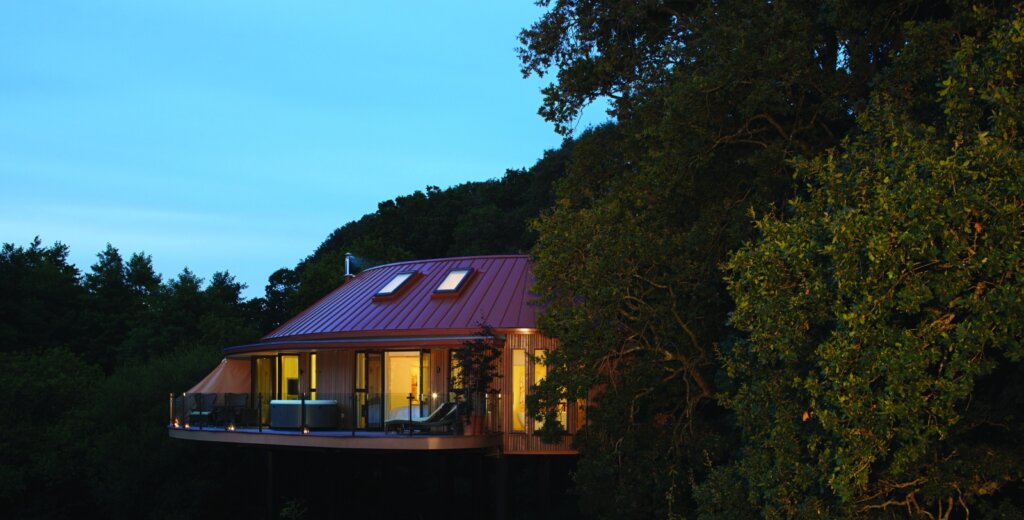 Chewton Glen Tree house